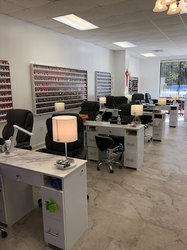 CẦN SANG TIỆM NAIL!!!