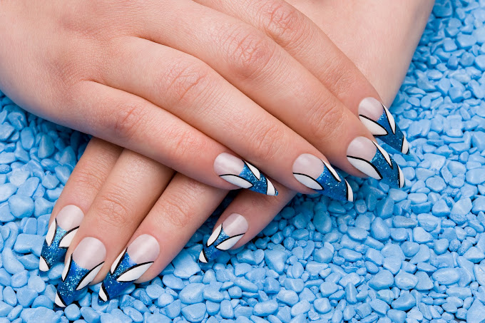 CẦN GẤP THỢ NAILS