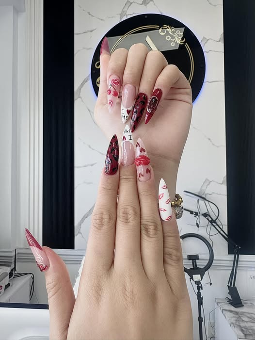 Cần tìm thợ bột biết làm đủ thứ